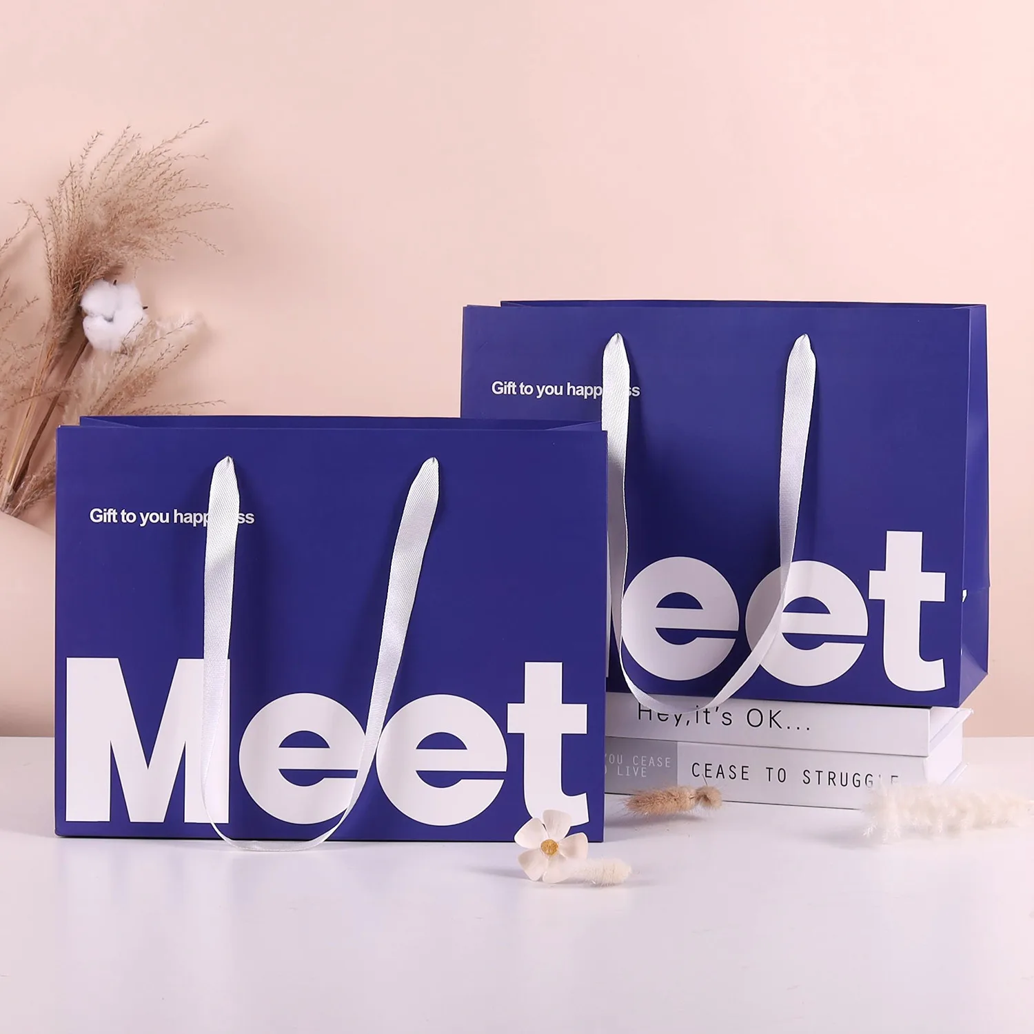Custom shopping bag packaging — PackPro