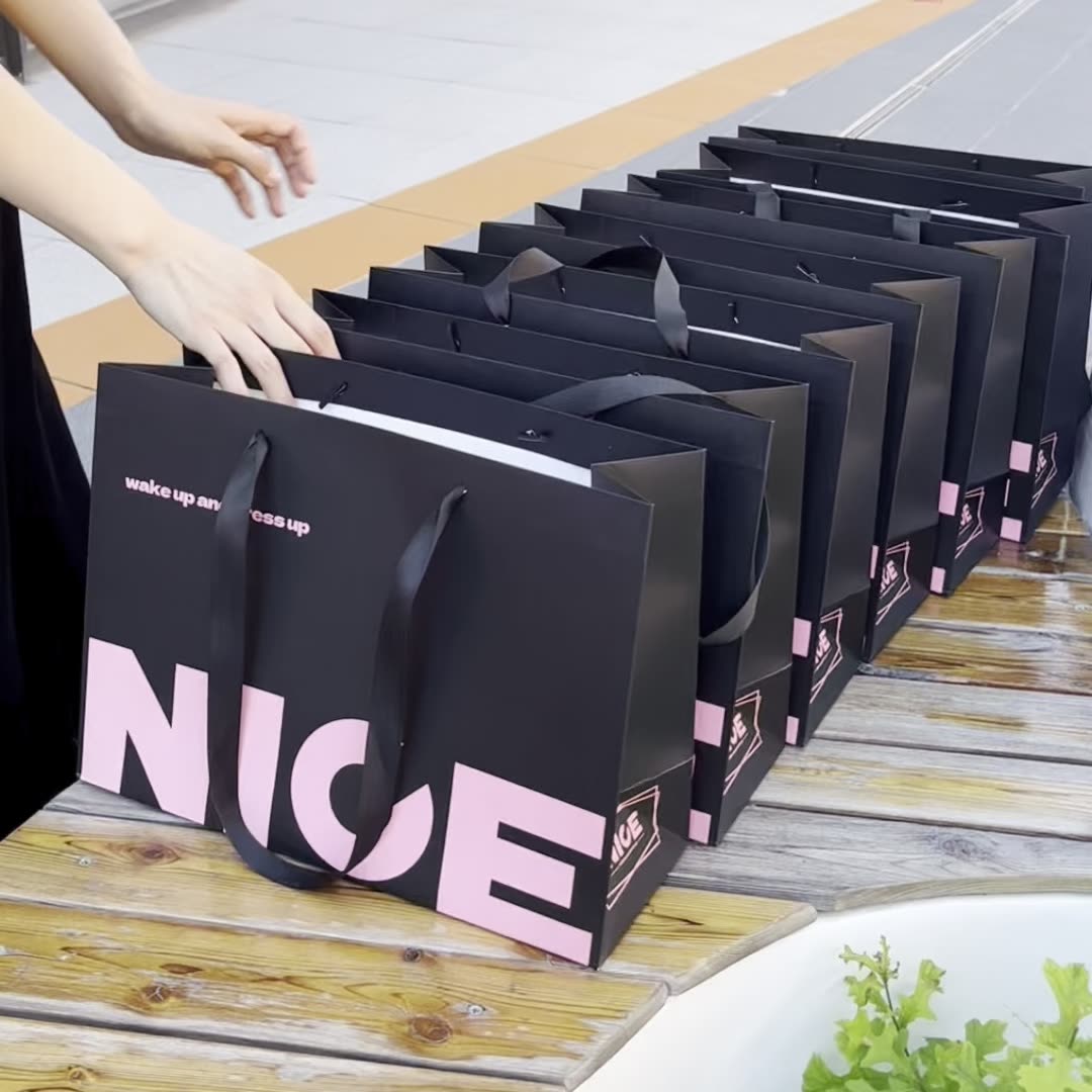 Shopping bag - Image 2