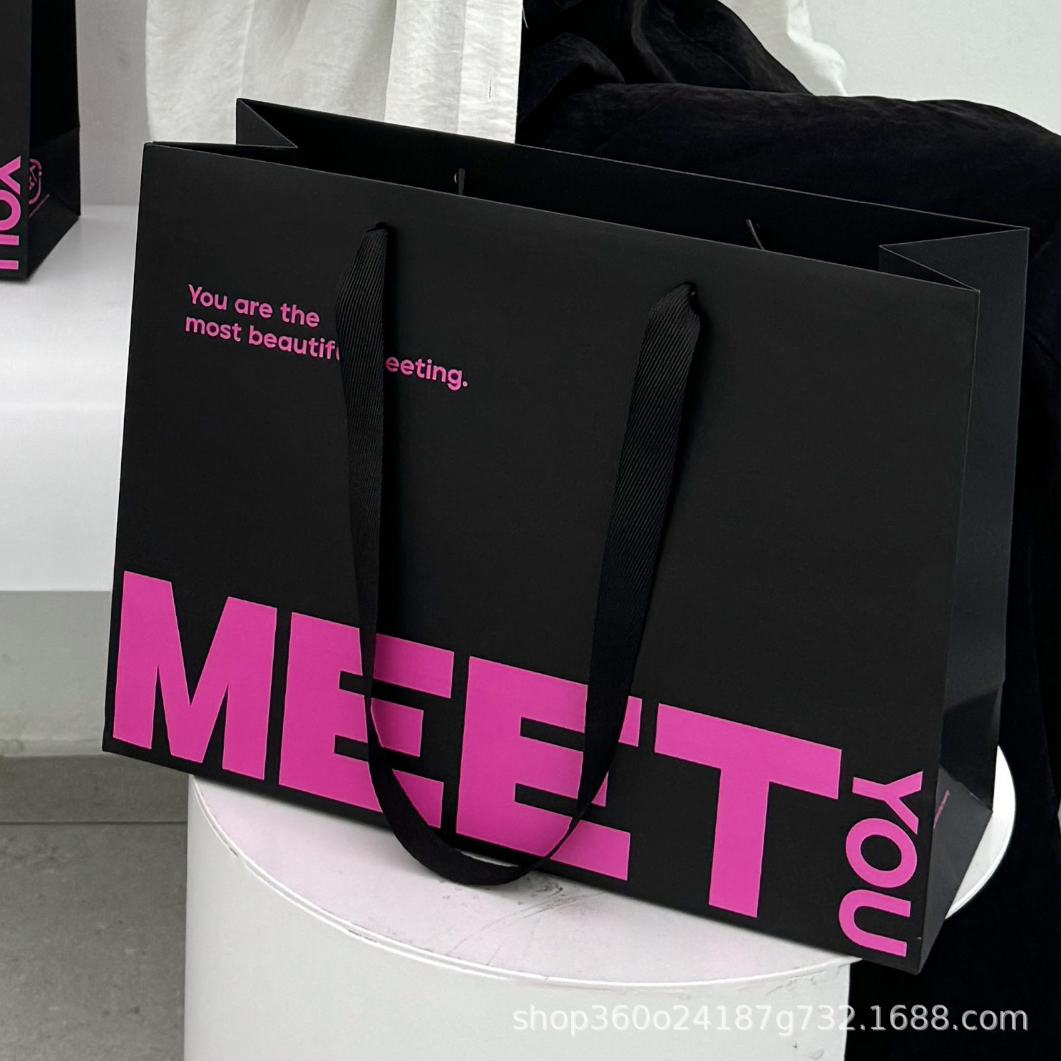 Shopping bag