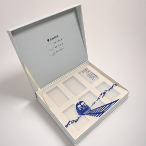 Flip-Top Cigarette Box | Classic Hinged Lid Tobacco Packaging